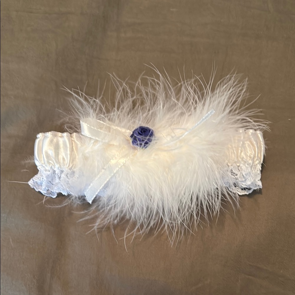 Victoria's Secret White and Blue stretchy Garter